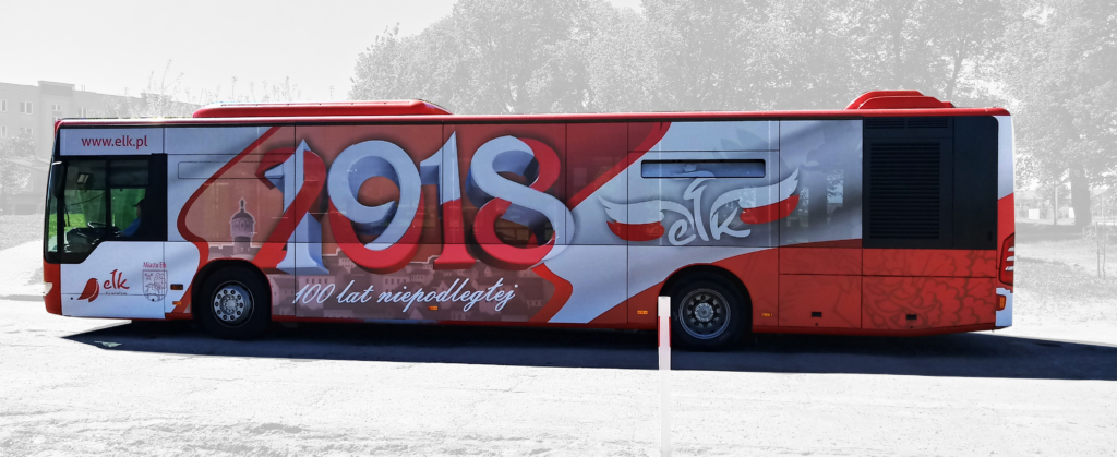 projekt grafiki na autobus, niepodległa, 100 lat, patriotyczny autobus, Ełk