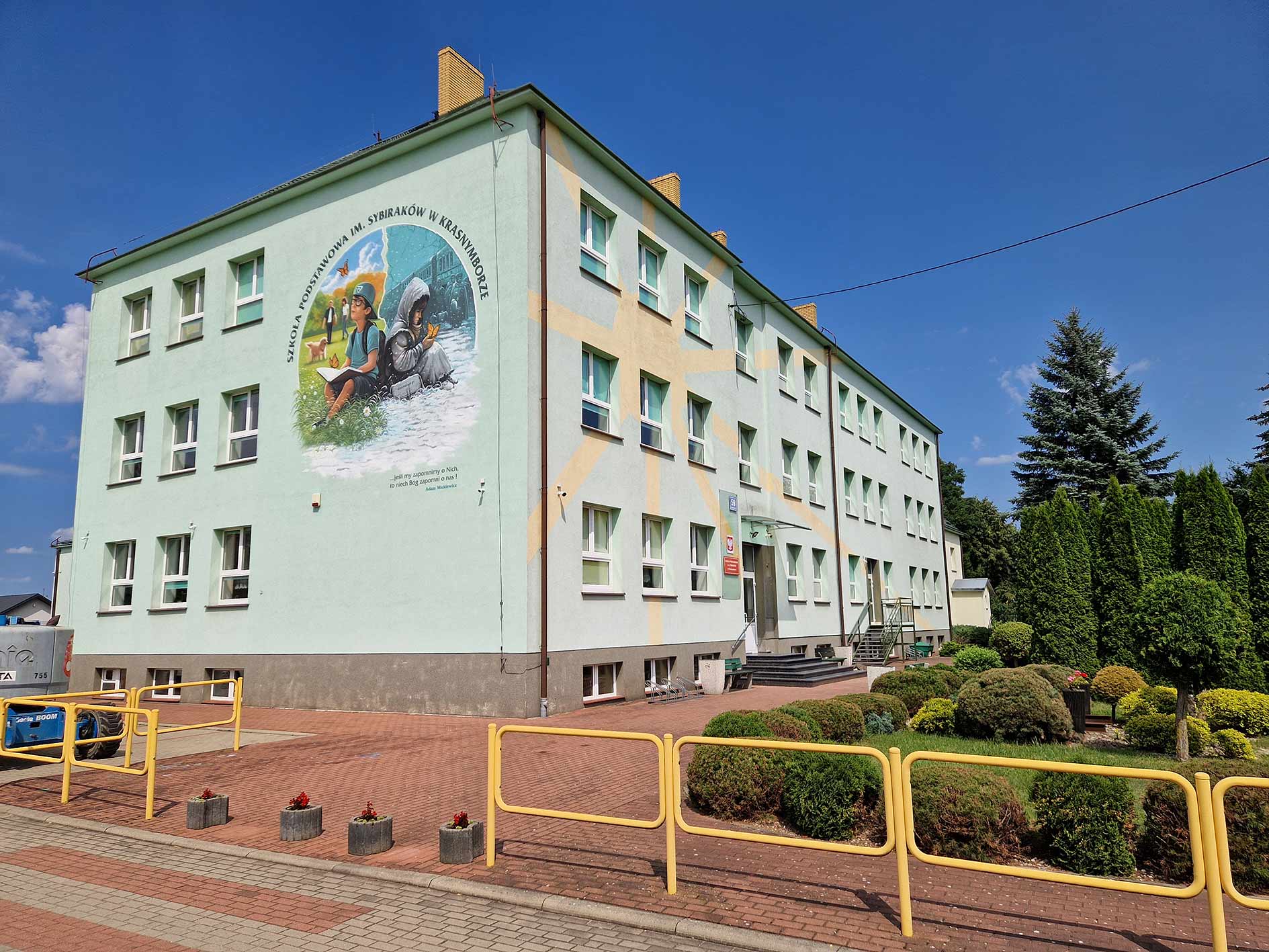 mural, sybiracy, szkoła, podstawowa, gmina sztabin, podlasie, krasnybór