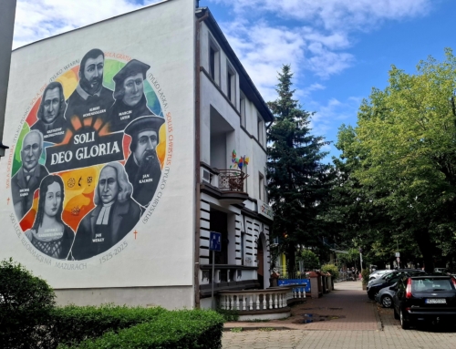 Mural z okazji 500-lecia Reformacji na Mazurach